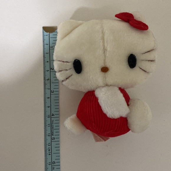 Vintage 1976 Sanrio Hello Kitty Plush - Picture 10 of 10